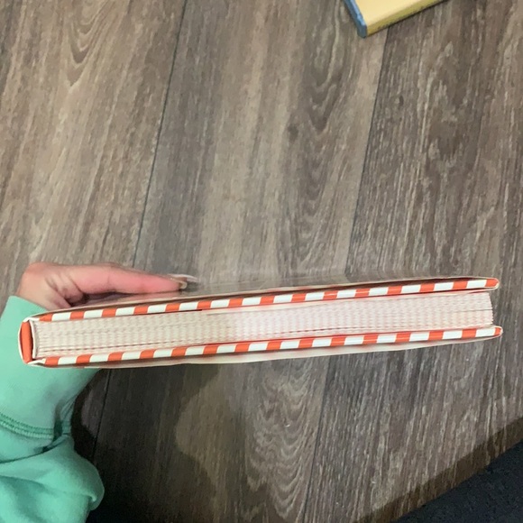 Cheesecake Cookbook - Picture 5 of 7